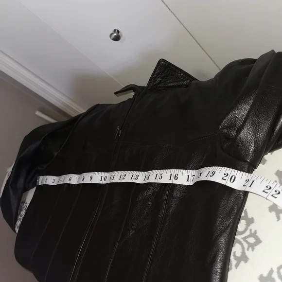 Classic Vintage Brown Leather Jacket - Picture 6 of 8